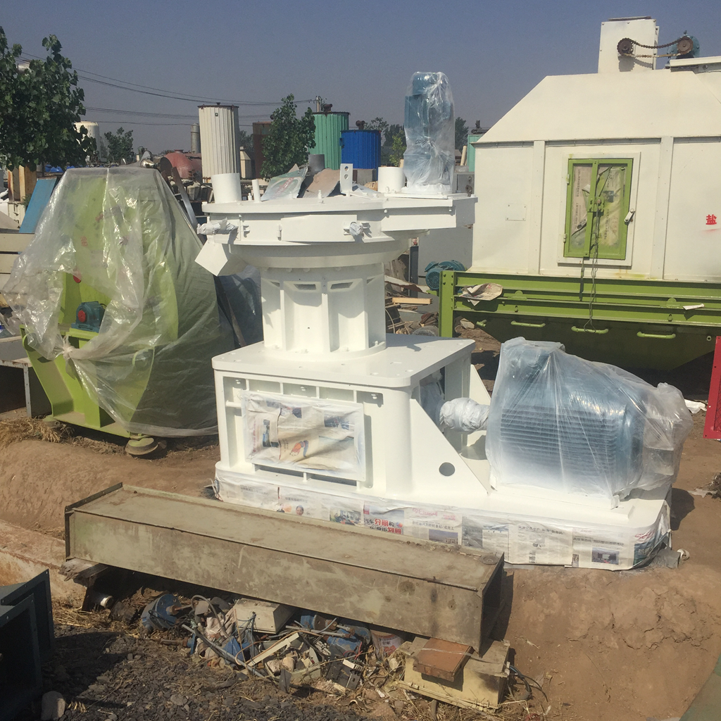 哪里有二手生物質(zhì)鋸末顆粒機(jī)市場 二手木屑立式環(huán)模顆粒機(jī)價格 二手木材秸稈生物質(zhì)燃料顆粒機(jī)廠家