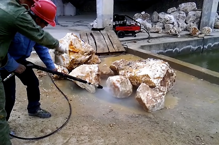 廣東石材除氧化皮用高壓水清洗機(jī) 石材火燒面處理用廣東高壓清洗機(jī) 石材高壓水射流清洗機(jī)