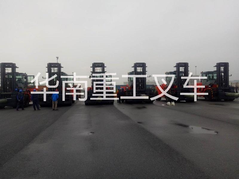 20噸叉車供應(yīng)價(jià)格型號(hào)HNF200國(guó)內(nèi)重型叉車品牌