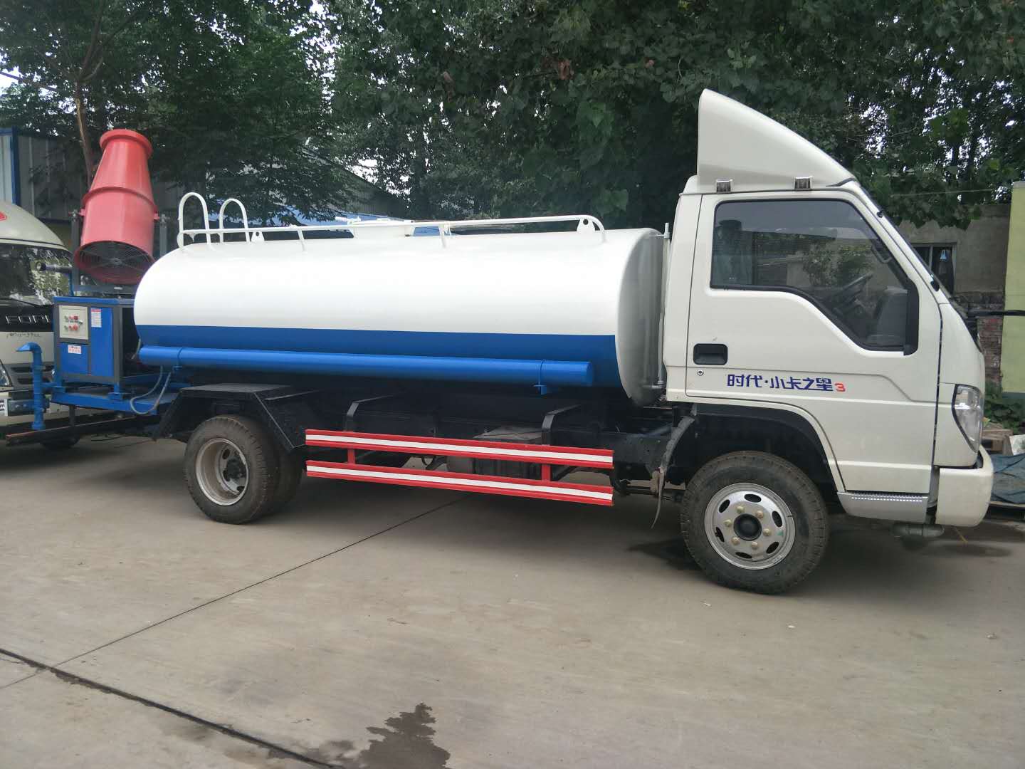 福田霧泡灑水車 福田霧泡灑水車廠家 河北福田霧泡灑水車供應(yīng)商 河北福田霧泡灑水車報價 河北福田霧泡灑水車哪家好