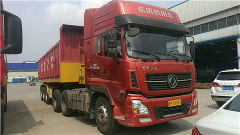 轉(zhuǎn)讓14年東風(fēng)*雙驅(qū)牽引車 報(bào)價(jià)10.8萬