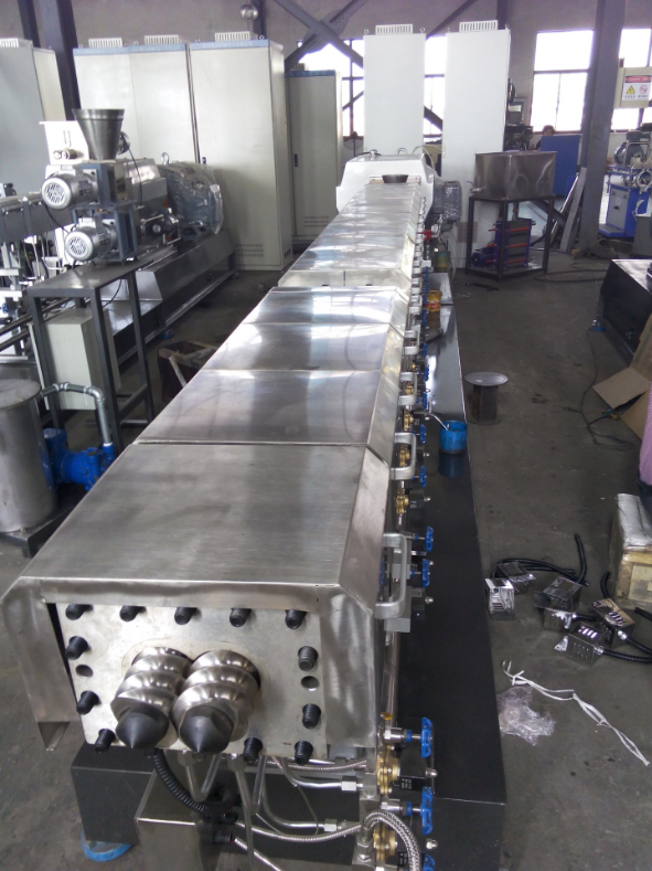 雙螺桿擠出機(jī) 擠出機(jī)廠家 雙螺桿擠出機(jī)廠家批發(fā) 江蘇雙螺桿擠出機(jī) 江蘇南京雙螺桿擠出哪家好 雙螺桿擠出機(jī)哪家好