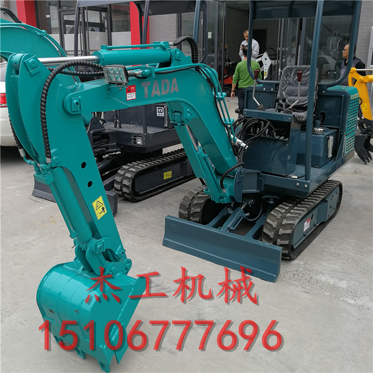 農(nóng)用小型挖掘機(jī)價(jià)格 履帶式全液壓挖掘機(jī)多功能微型挖掘機(jī)廠家