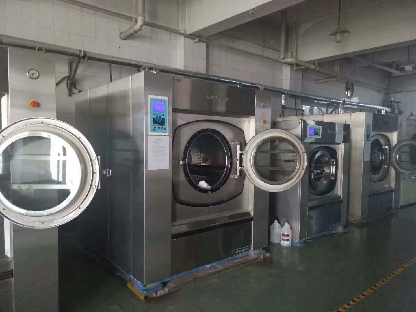 工業(yè)洗滌設(shè)備廠家直銷  沈陽工業(yè)大型洗衣機廠家