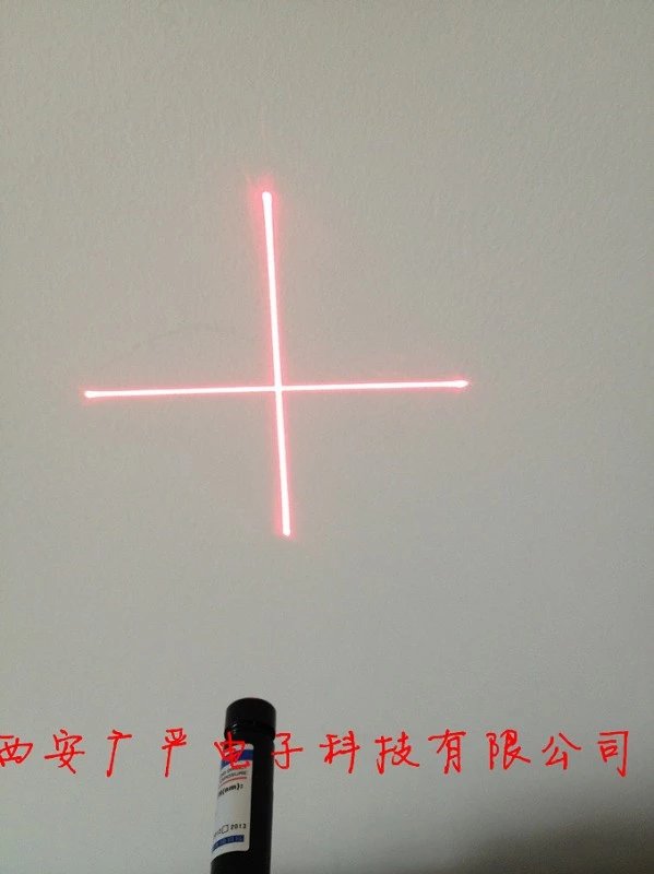 裁布劃線激光燈 裁布鐳射燈、紅光點(diǎn)狀光斑激光器、打標(biāo)機(jī)*紅光指示器、 裁布劃線激光燈 裁布 裁布劃線激光燈 裁布鐳射燈