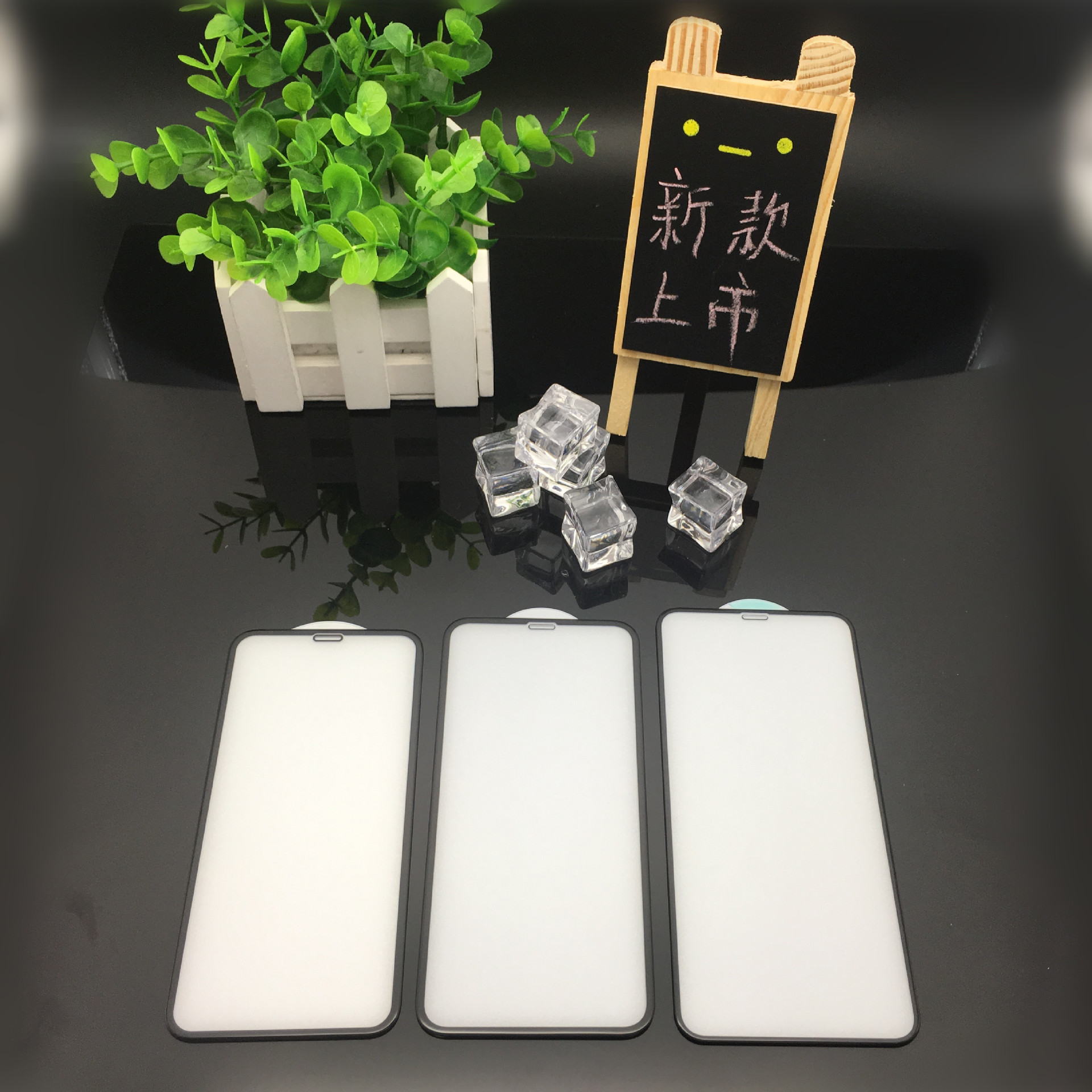 蘋果蘋果新款鋼化膜 6.1/6.5寸鋼化玻璃膜 iPhone9全屏保護(hù)膜批發(fā)