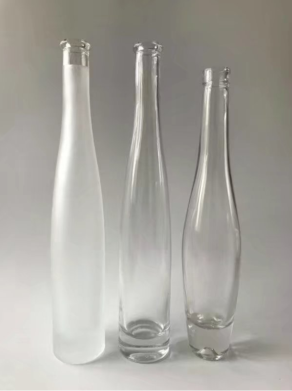 廣東深圳廠家批發(fā)冰酒瓶375ML寶石藍(lán)玻璃冰酒瓶晶白料透明*洋酒瓶墨綠色冰酒瓶