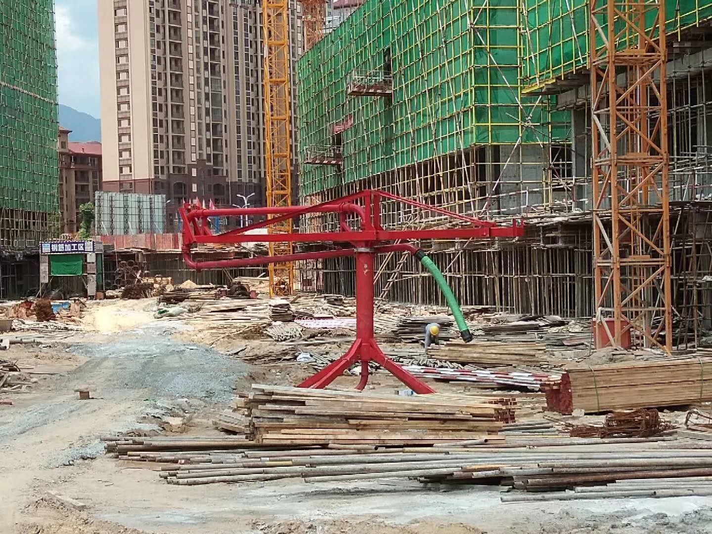 鹽山縣布料機(jī)