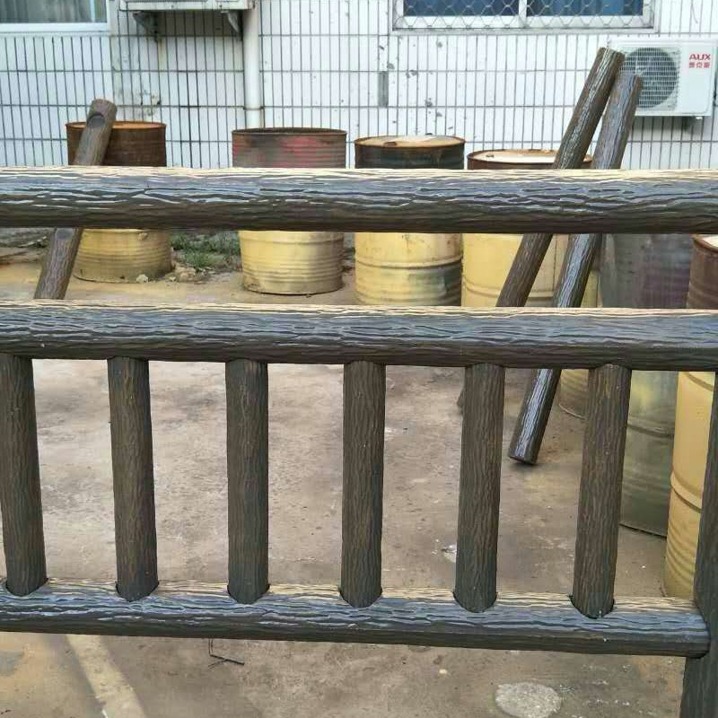 廠家直銷水泥仿木護欄現(xiàn)貨仿樹皮護欄
