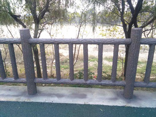 仿石欄桿_仿木欄桿仿樹皮護(hù)欄供應(yīng)廠家