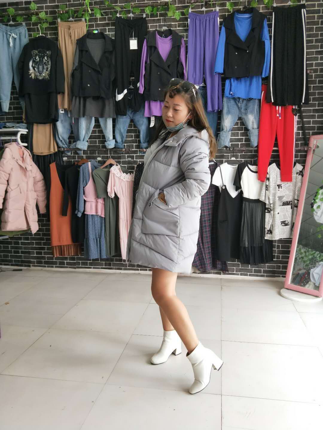 供應羽絨服外套 修身羽絨服 女裝羽絨服廠家 羽絨服外套
