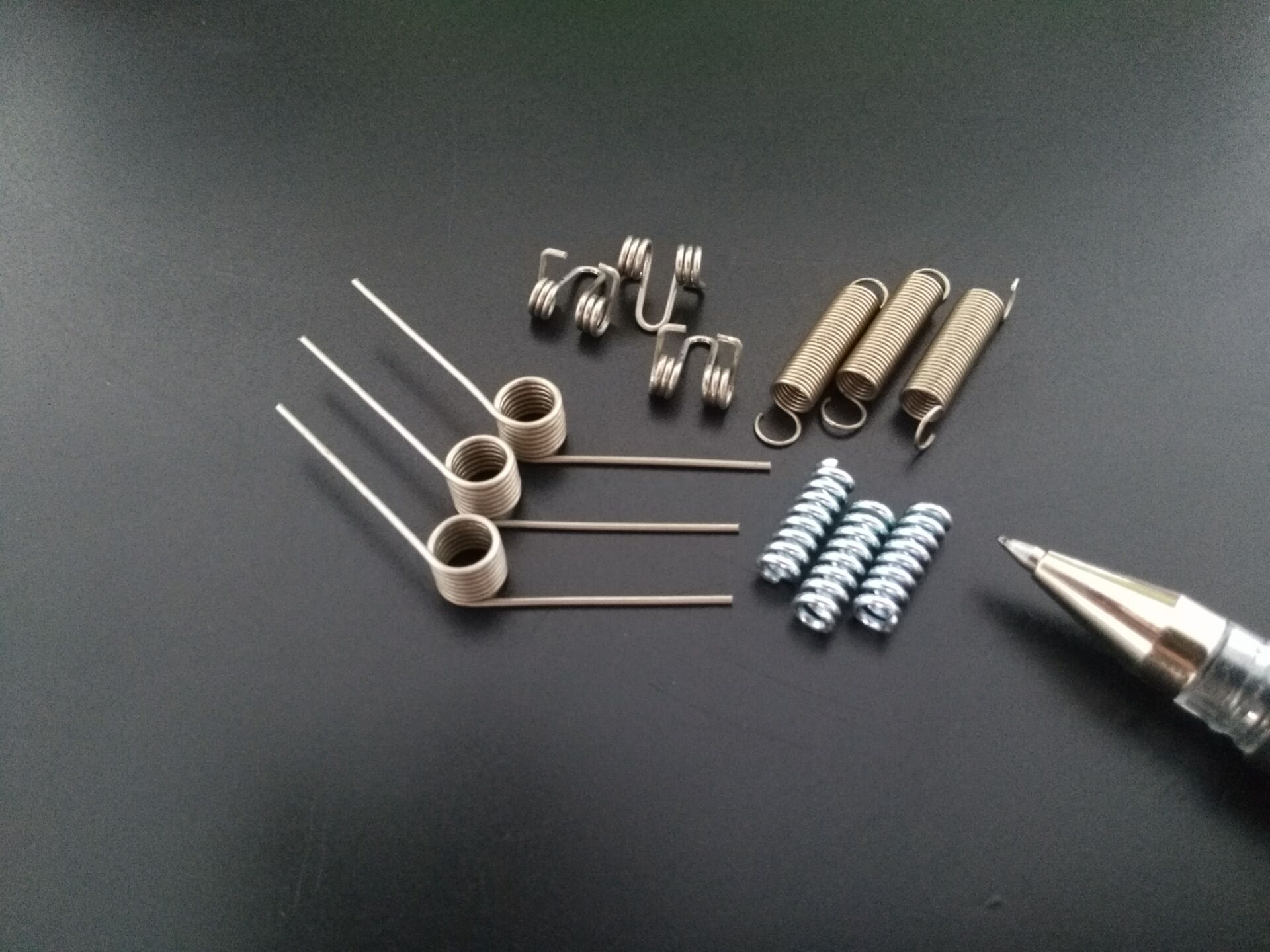 上海先企供 彈簧定制 拉簧扭簧不銹鋼彈簧