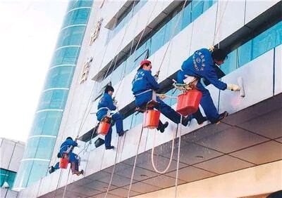 北京蜘蛛人，高空清洗，吊繩擦玻璃，幕墻清洗，單位玻璃清洗，高層外墻清洗