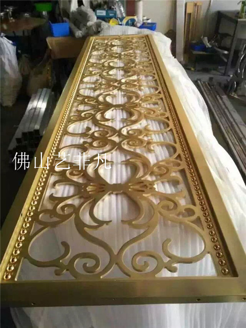呂梁鋁板雕刻隔斷 酒店裝飾 別墅仿古 歐式屏風(fēng)