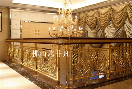 奉化各種高難度旋轉(zhuǎn)護(hù)欄,弧形護(hù)欄,純銅雕花鍍金護(hù)欄