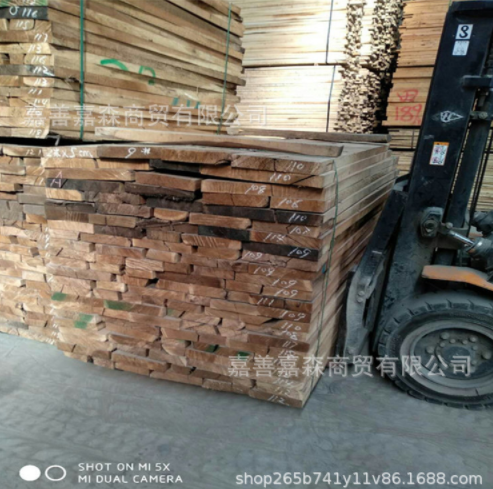 供應(yīng)俄羅斯3米秋木板材廠家直銷(xiāo) 俄羅斯秋木板材