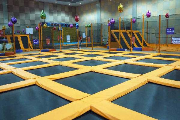 兒童樂(lè)園積木蹦床海洋球出租出售