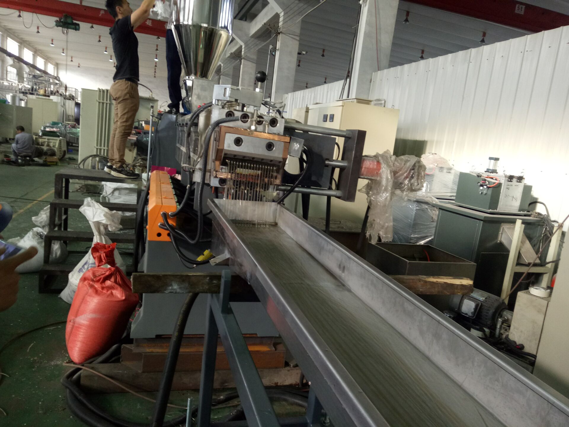 PET再生顆粒造粒機_PET回收料造粒機