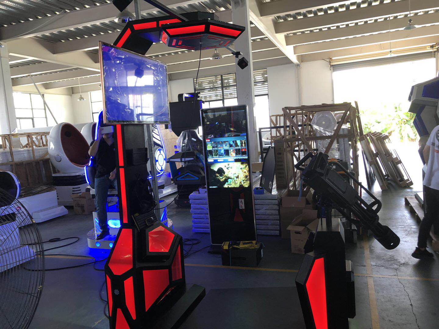 廣州vr廠家國(guó)內(nèi)專業(yè)廣州vr設(shè)備生產(chǎn)vr廠家廣州匯辰VR