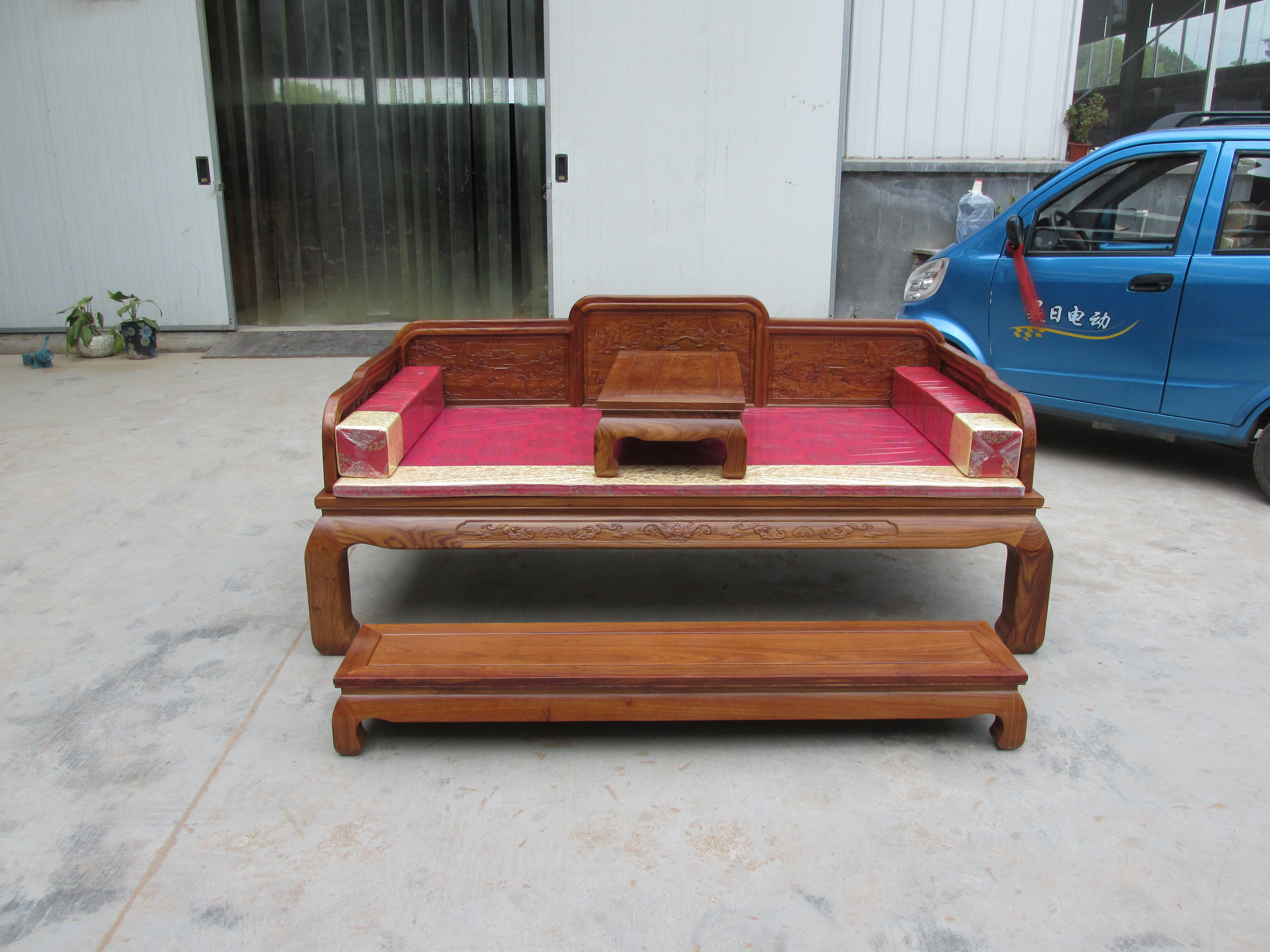 哪里有遼寧仿古家具賣 羅漢床廠家 非洲花梨木羅漢床專業(yè)生產(chǎn)，大果紫檀羅漢床  榻榻米批發(fā)