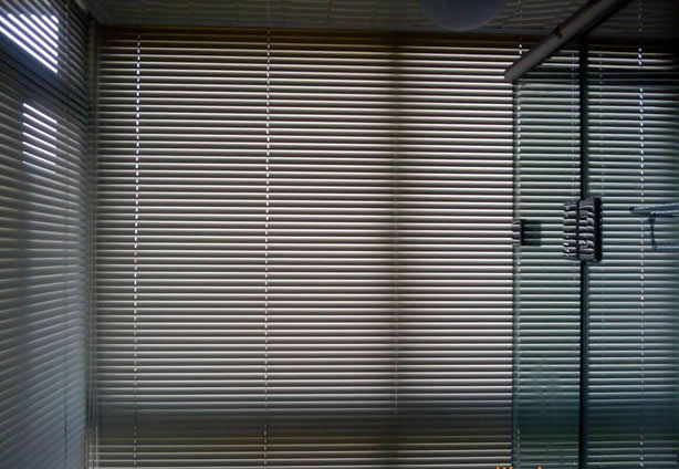 百葉窗   陜西百葉窗廠家 百葉窗廠家 百葉窗定做 西安百葉窗定做廠家 西安百葉窗定做批發(fā)