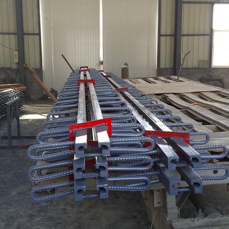 橋梁伸縮縫*變形解決裂縫問(wèn)題