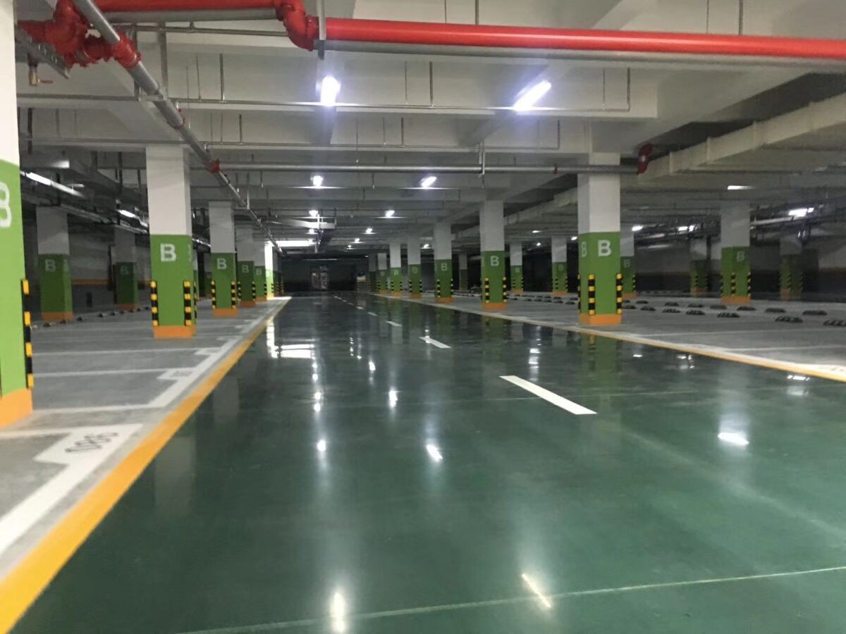 青島地下車(chē)庫(kù)坡道防滑地坪廠家