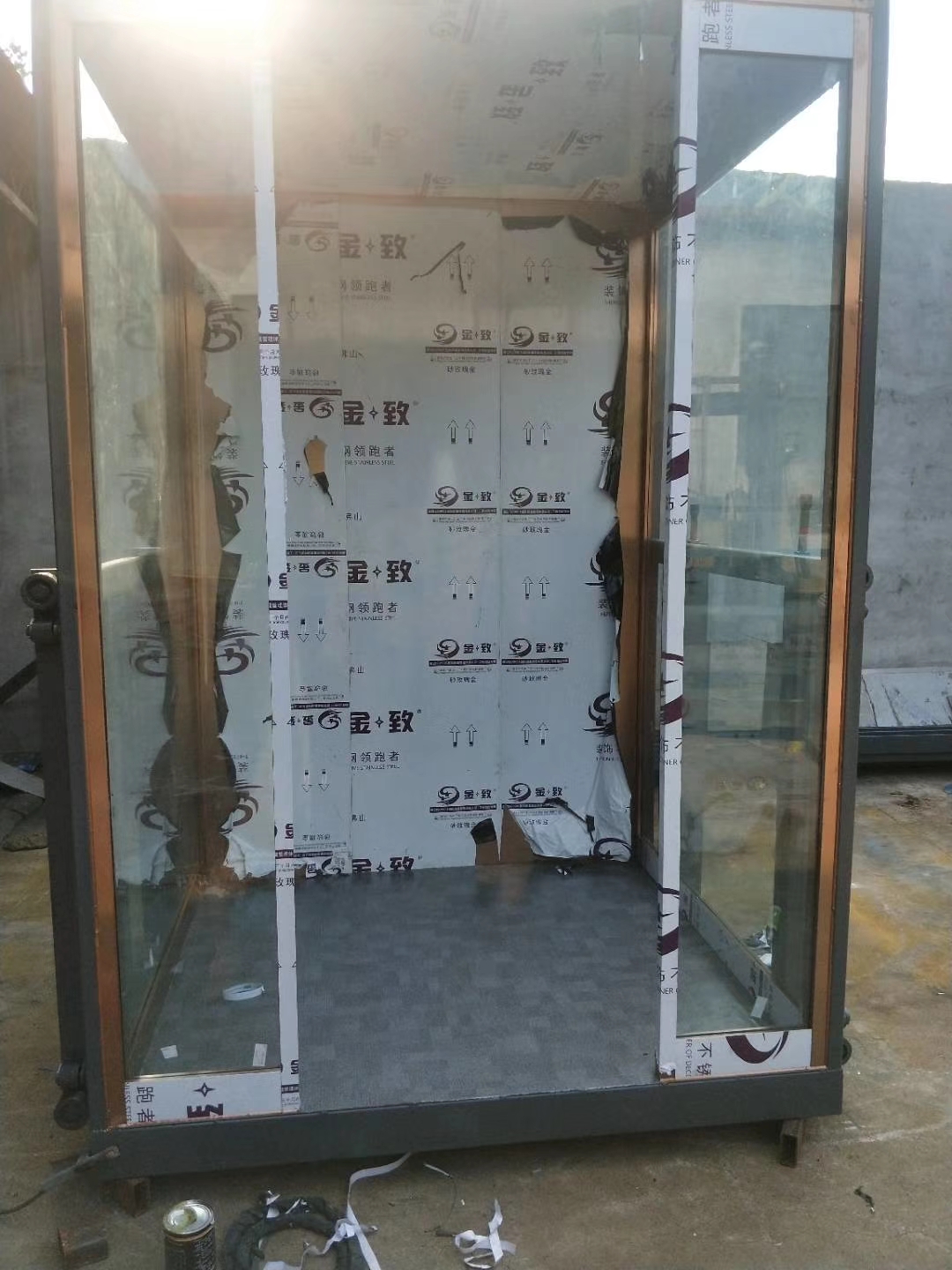 山東威海液壓升降機(jī)，升降貨梯，導(dǎo)軌式升降15634139889 液壓升降機(jī)，升降貨梯，液壓電梯