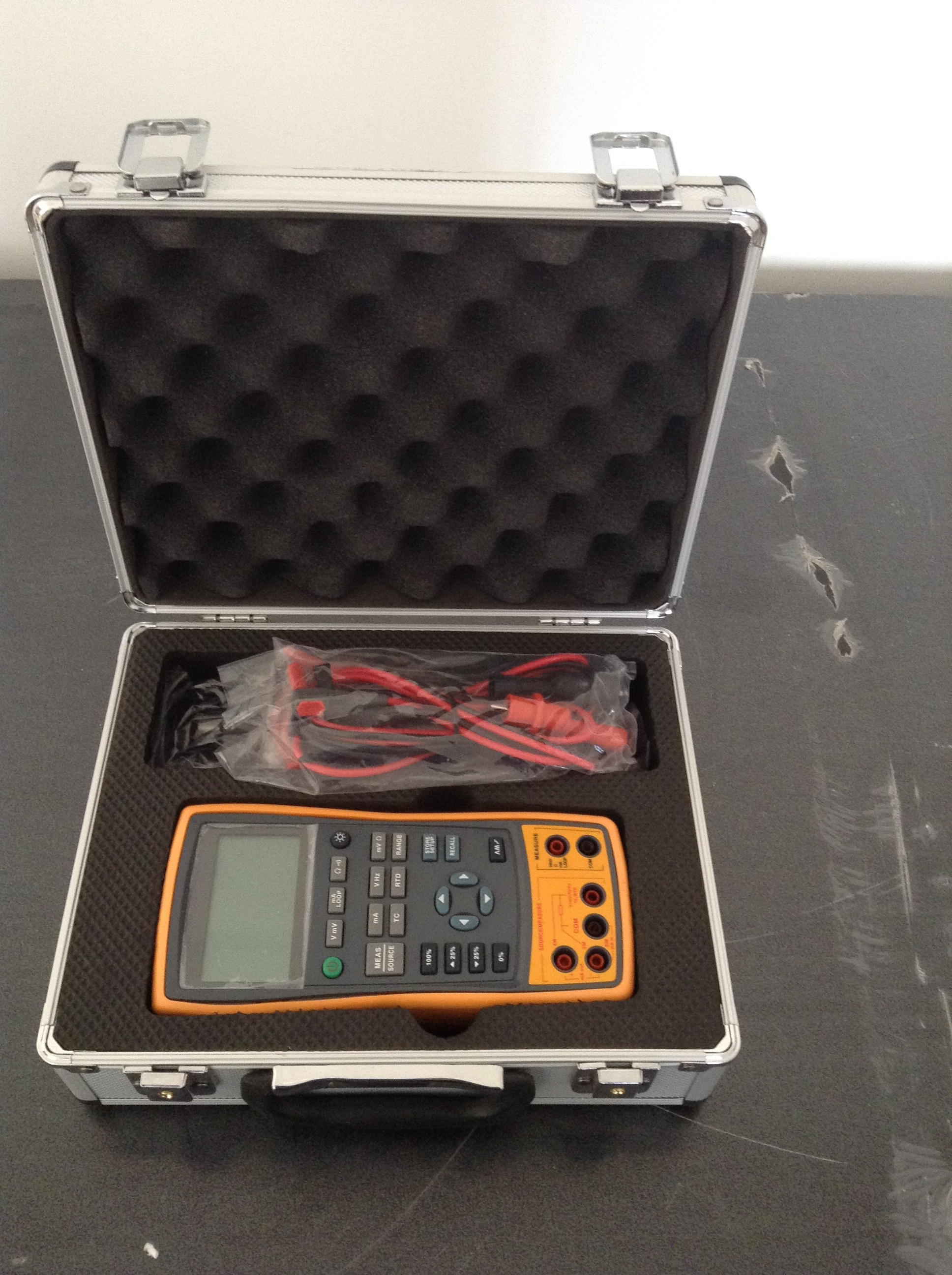 大耀廠(chǎng)家 熱工儀表校驗(yàn)儀DY-RX，精度為：0.02%