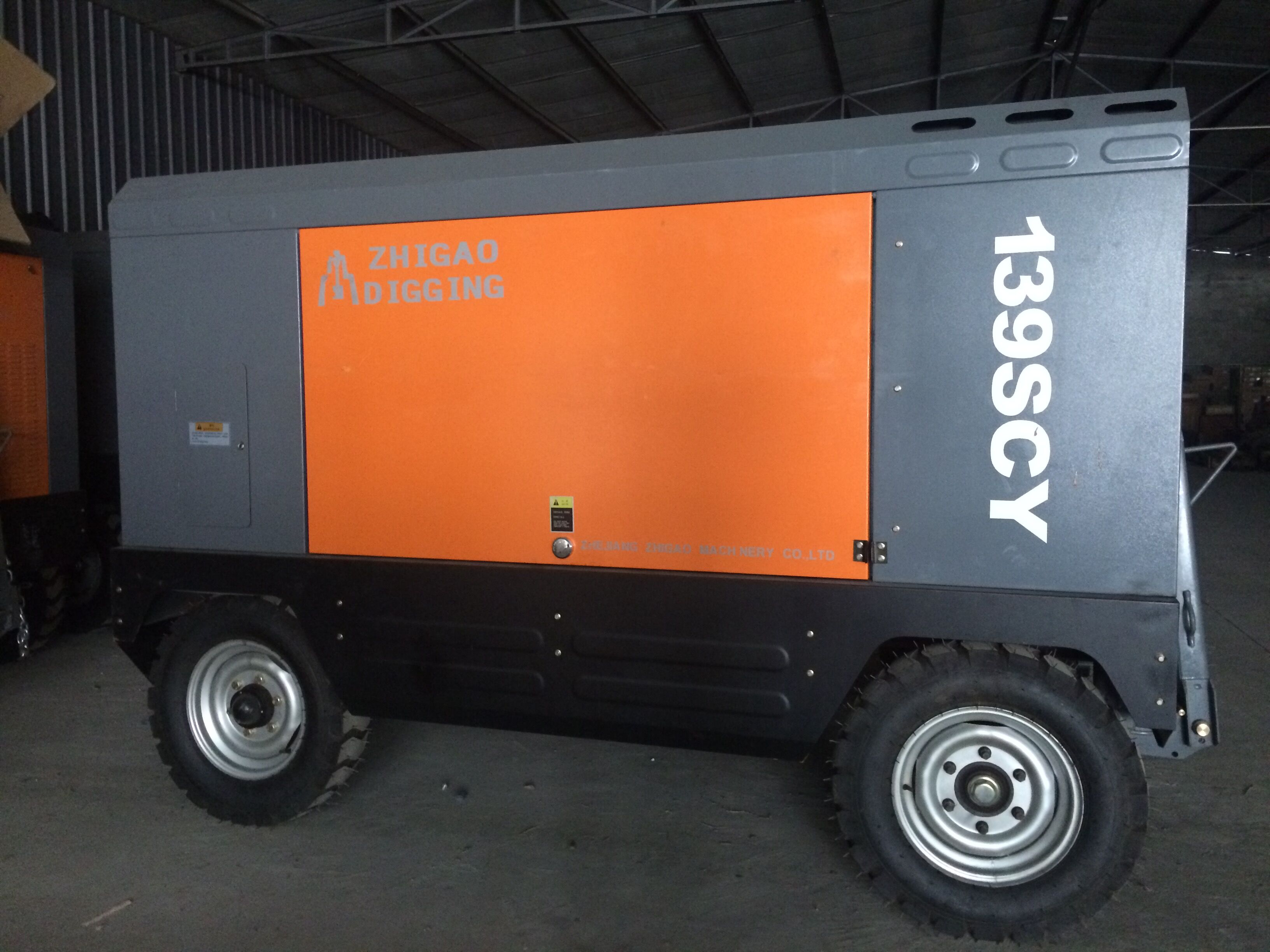 遂寧螺桿式空壓機廠家批發(fā)，遂寧螺桿式空壓機報價/價格，遂寧螺桿式空壓機批發(fā)商