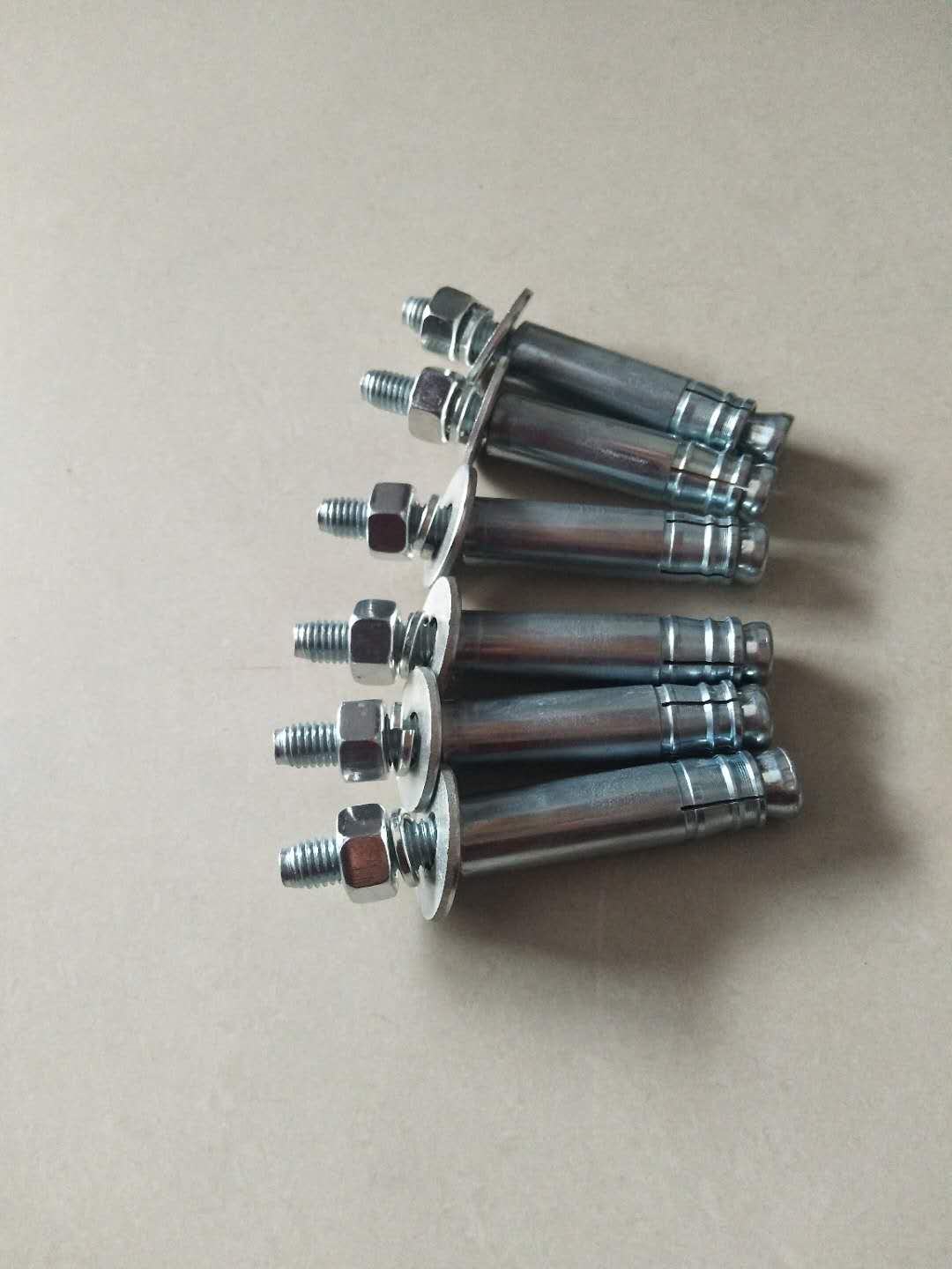 河北機(jī)械錨栓報(bào)價(jià) 機(jī)械錨栓電話 機(jī)械錨栓價(jià)格 機(jī)械錨栓廠家直 機(jī)械錨栓哪家械錨栓供應(yīng)商