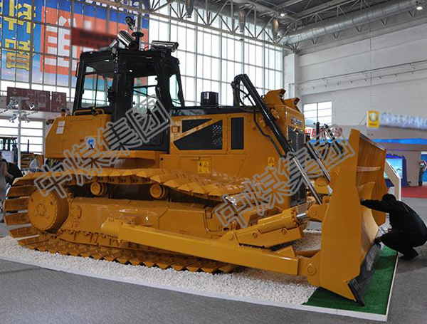 SD13R環(huán)衛(wèi)型推土機(jī)  中煤直銷(xiāo) 礦產(chǎn)設(shè)備
