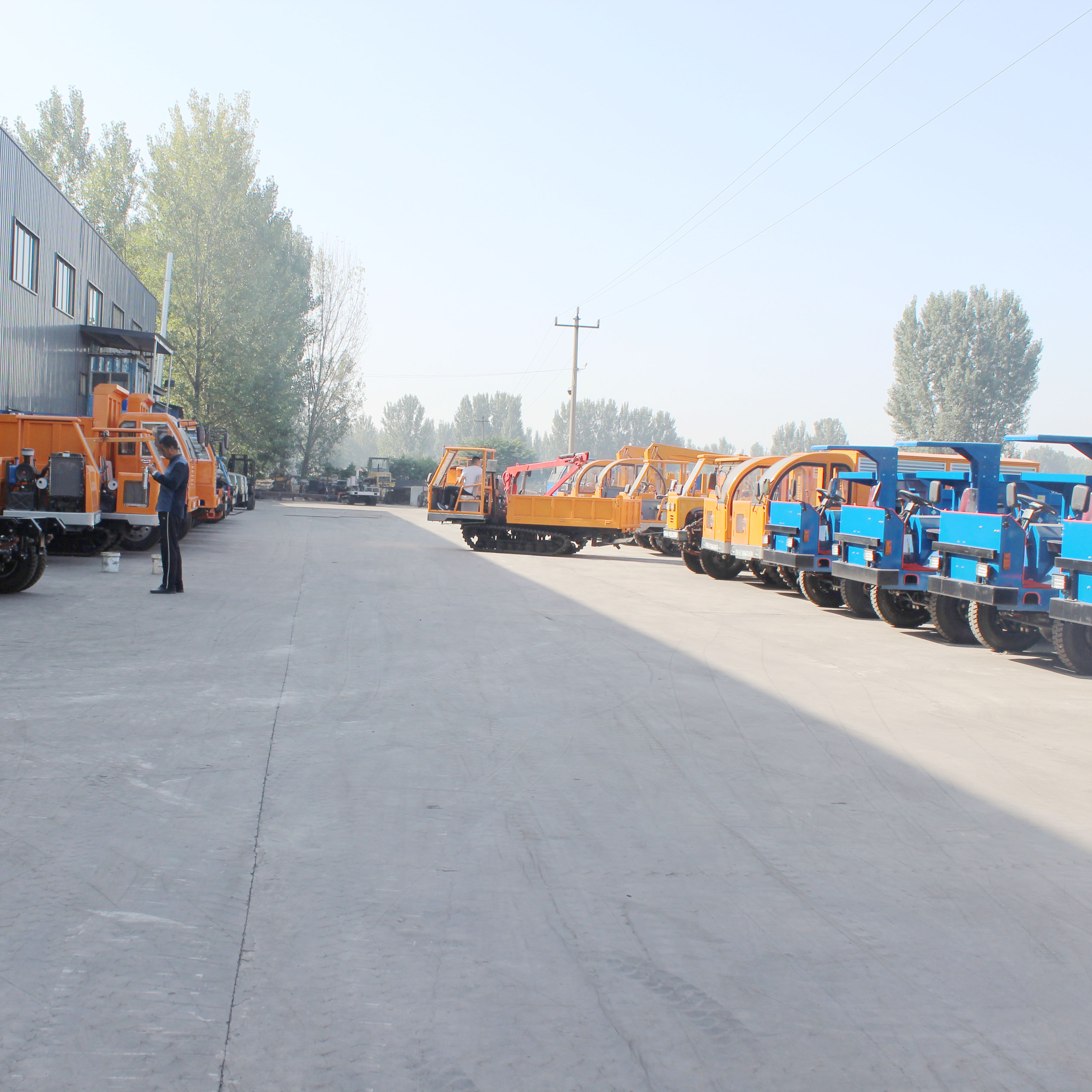 鐵礦四輪自卸翻斗車 磷礦雙缸四不像翻斗車 歡迎選購(gòu) 礦用四驅(qū)車 礦用四驅(qū)車 井下用后驅(qū)車