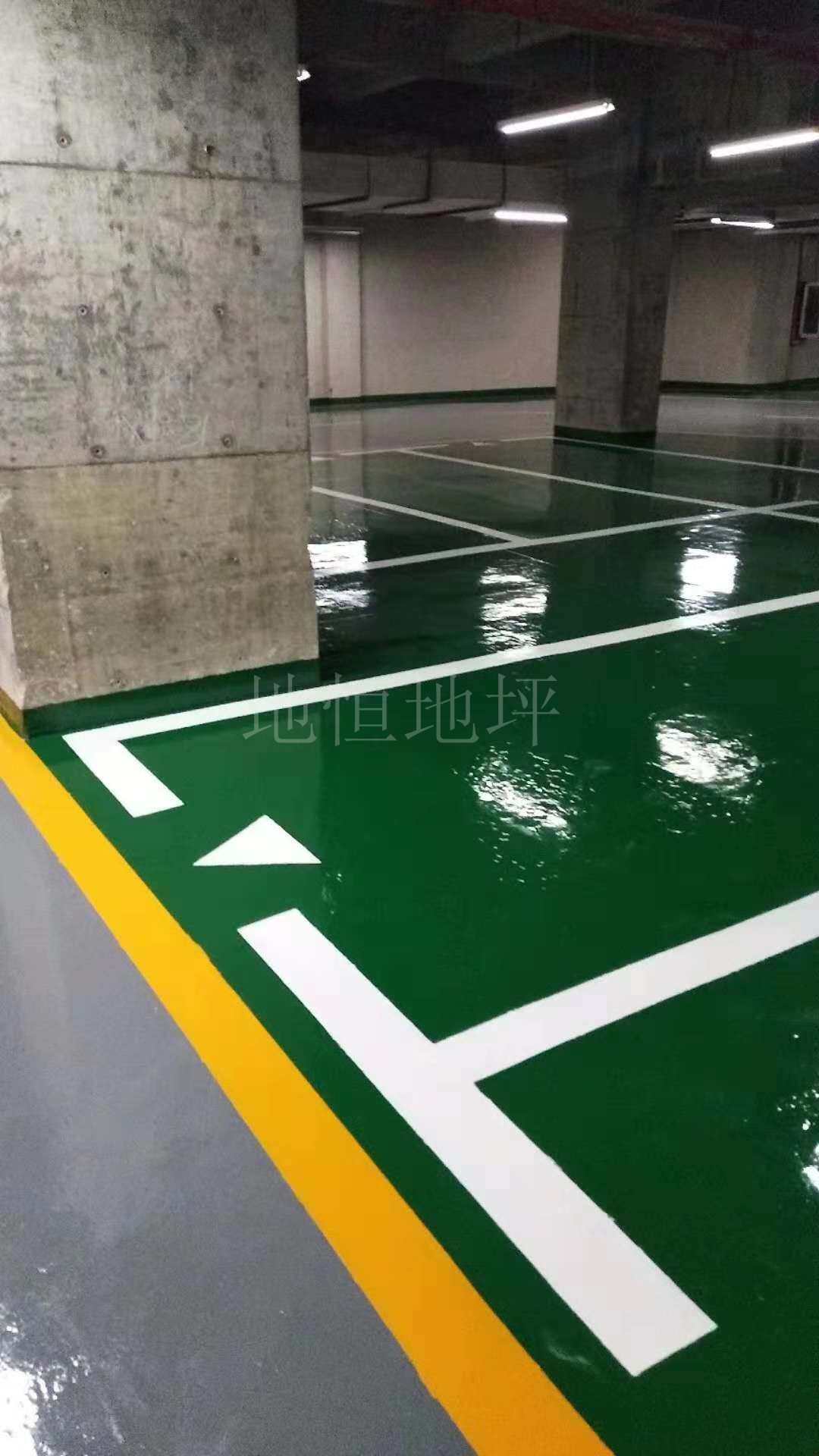 供應(yīng)黃色道路標(biāo)線漆 黃色道路標(biāo)線施工 黃色道路標(biāo)線牌子 黃色道路標(biāo)線批發(fā)