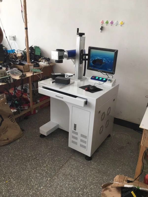 金屬衣架激光刻字機 商標(biāo)激光刻字