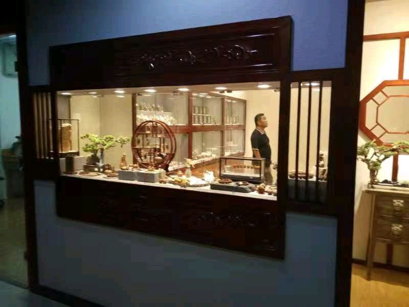 禮品展柜 玻璃展柜 供應各種展柜 展柜廠家 展柜定制