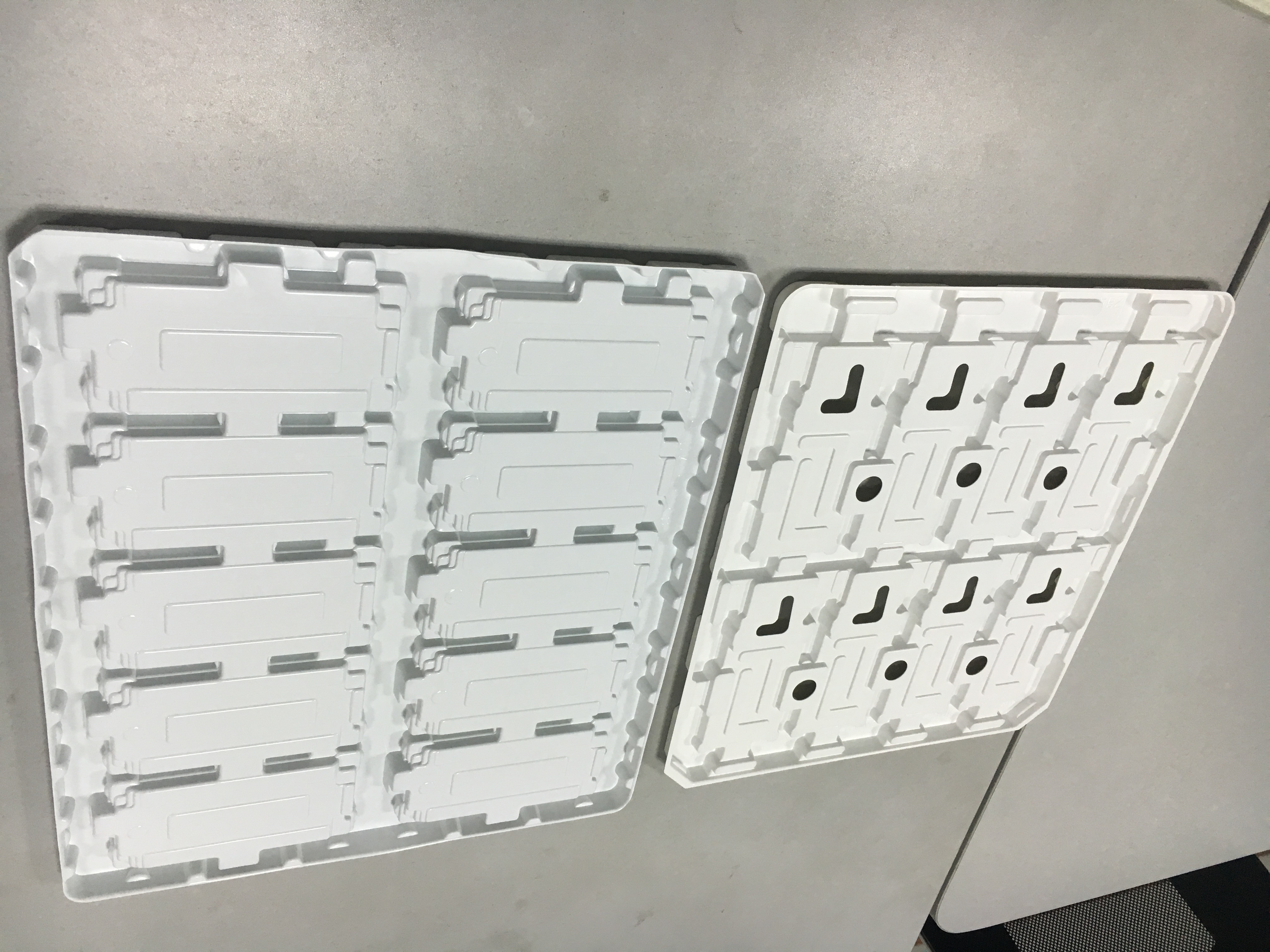 上海托盤清洗機(jī)、料盒清洗機(jī)生產(chǎn)廠家