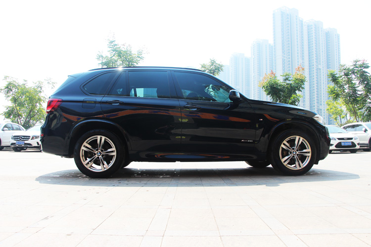 汽車透明膜你知道怎么區(qū)分PVC/TPU材質(zhì)嗎，長沙壹捷為您解答！ 漆面保護膜