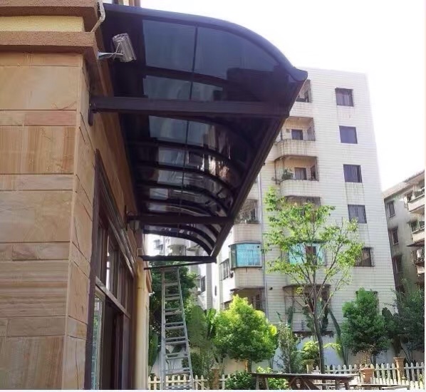 鋁合金雨棚廠家直銷 佛山鋁合金雨棚廠家直銷