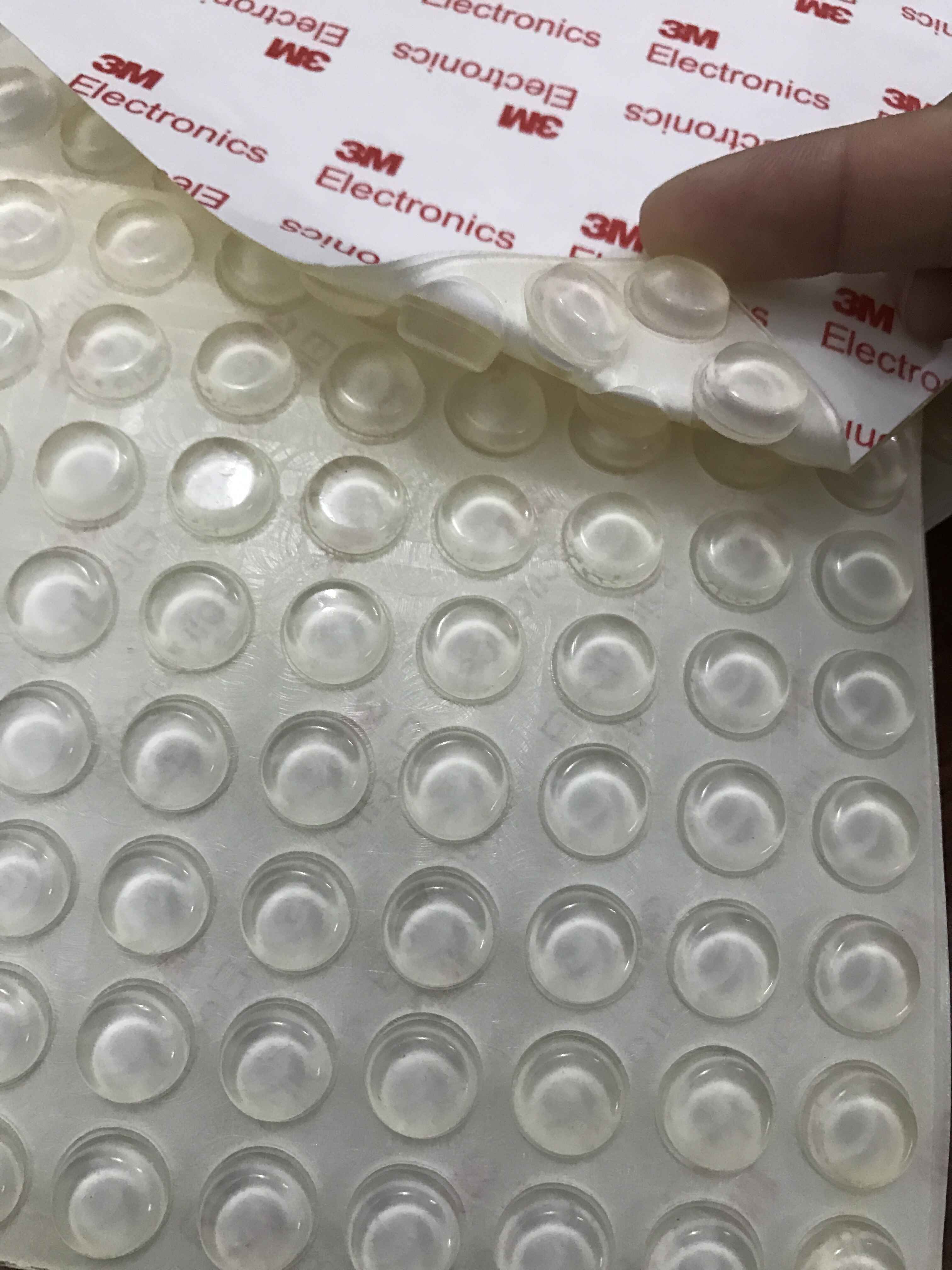 優(yōu)質(zhì)透明膠墊的優(yōu)勢