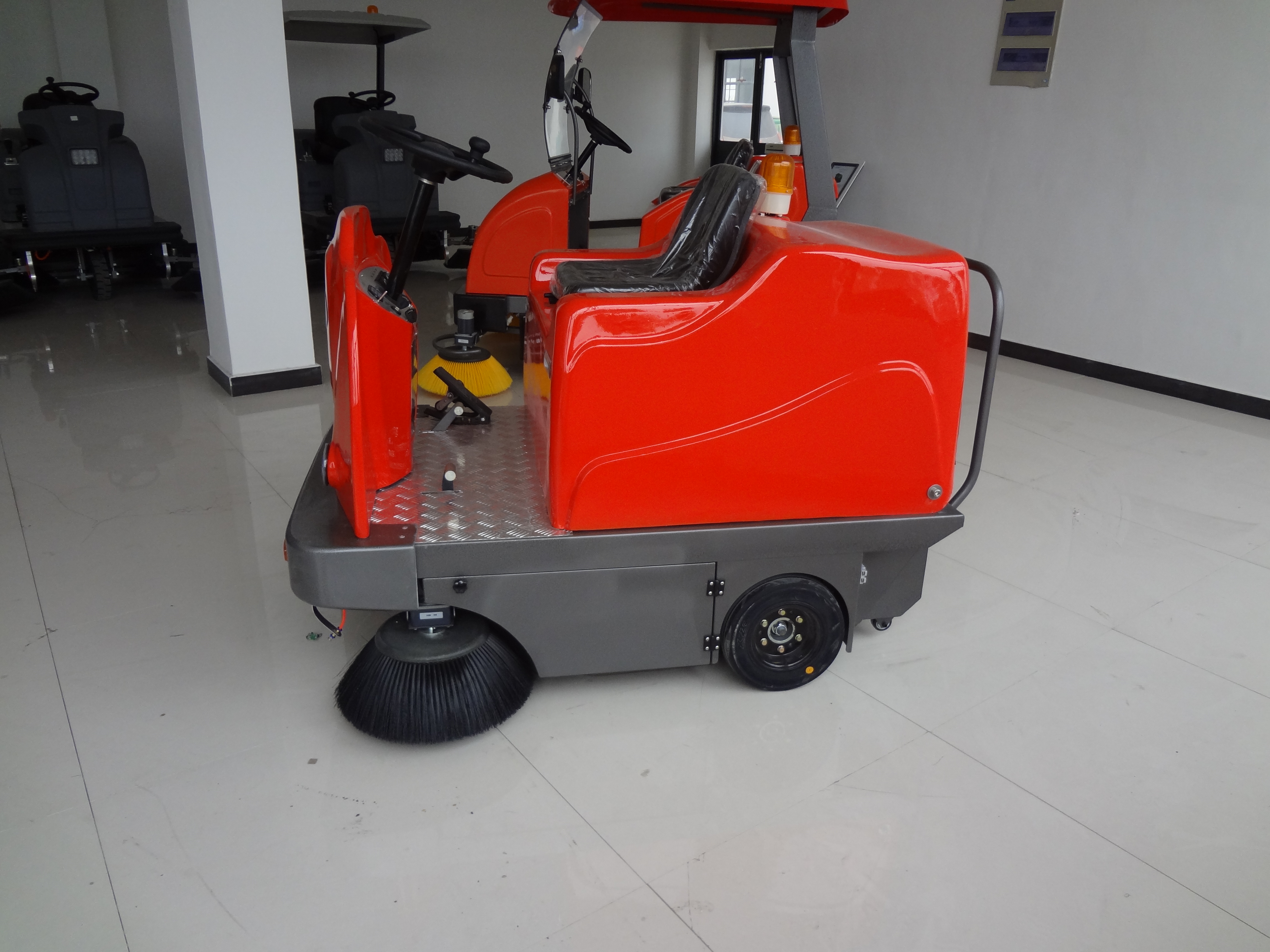 河北掃地車 電動(dòng)掃地車廠家 河北掃地車價(jià)格