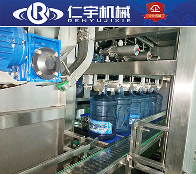 三合一灌裝機 桶裝水灌裝機 桶裝水生產(chǎn)線 瓶裝水灌裝機 大桶裝水灌裝機