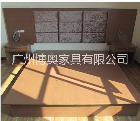 專業(yè)定制工程酒店家具客房賓館公寓快捷標間床桌成套板式廠家直銷單雙人穿帶軟包床屏