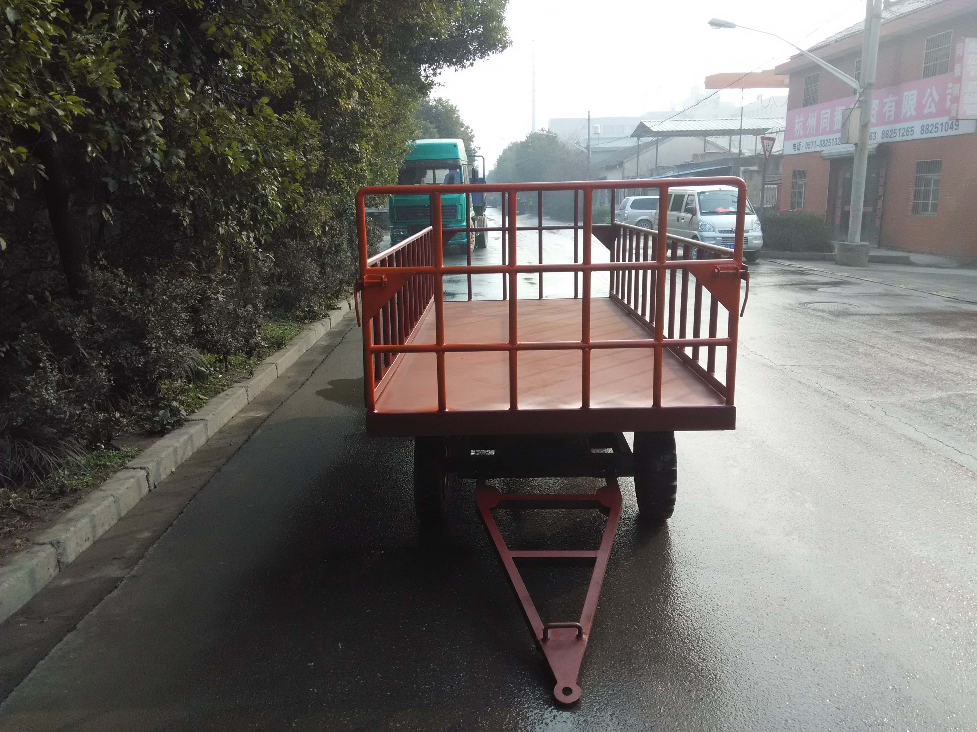 平板拖掛車(chē) 廠家批發(fā)平板拖掛轉(zhuǎn)運(yùn)車(chē) 電動(dòng)運(yùn)輸車(chē)廠家提供電動(dòng)牽引運(yùn)輸車(chē)