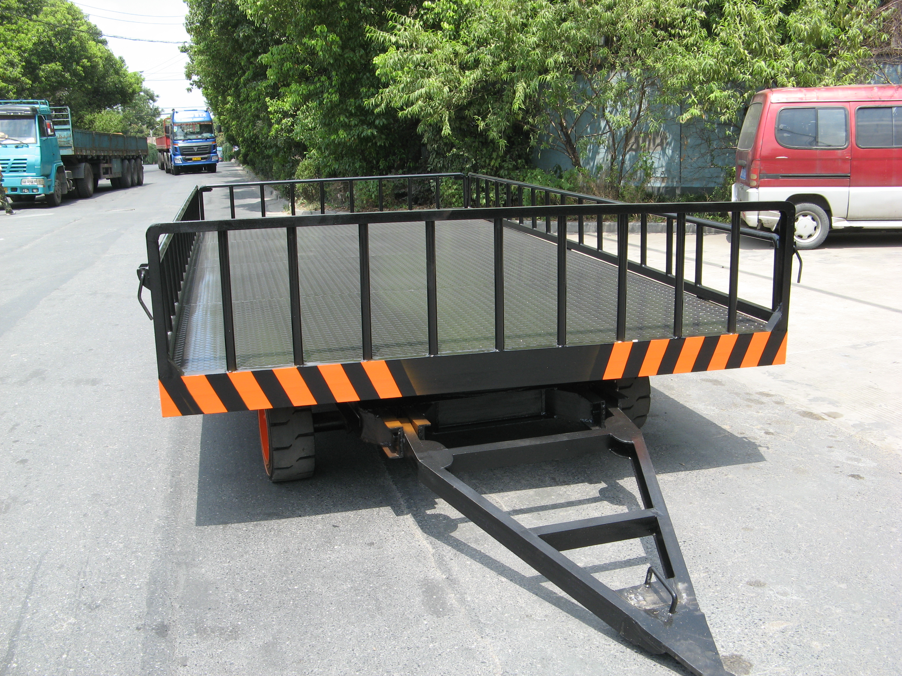 平板拖掛車 中小型平板拖掛車 帶護(hù)欄平板拖車 拖掛車 批發(fā)供應(yīng)*平板拖掛車 平板拖掛車廠家長(zhǎng)期供應(yīng)輕型平板拖