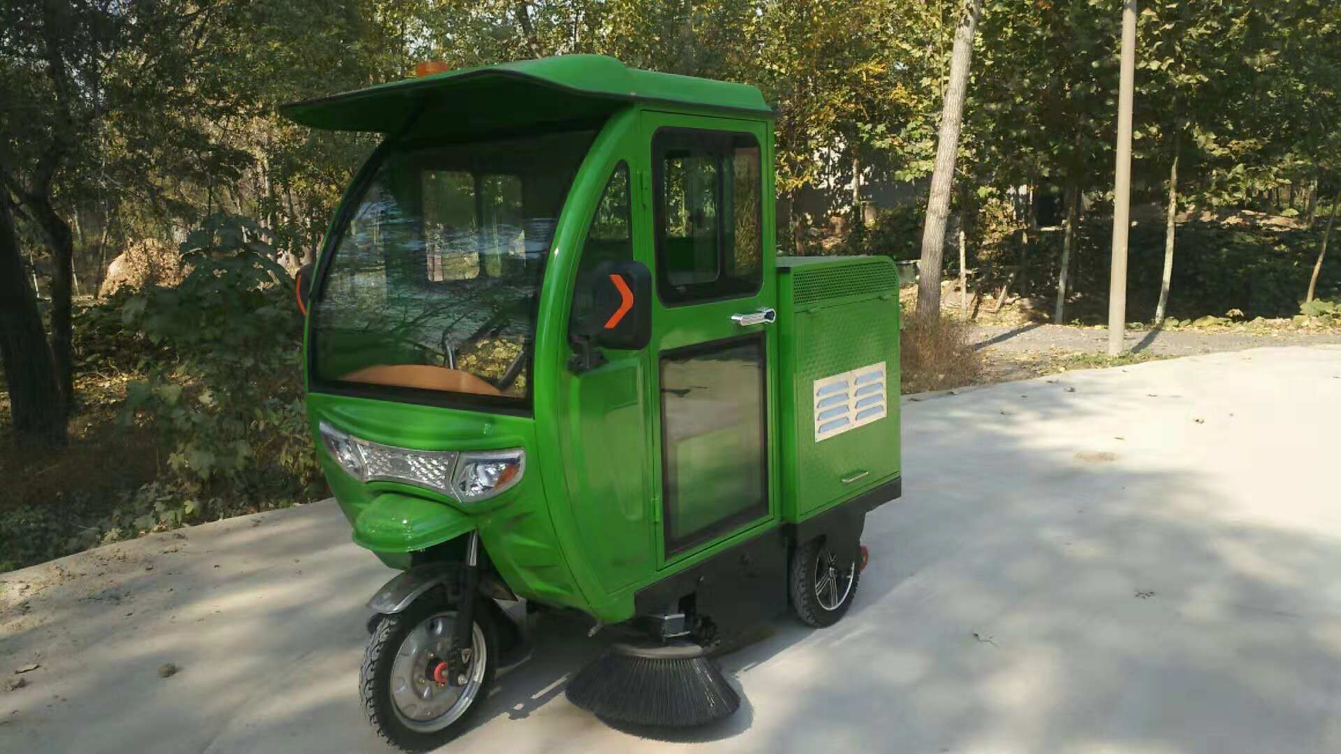 小區(qū)清掃車廠家直銷新能源電動(dòng)三輪清掃車四輪清掃車