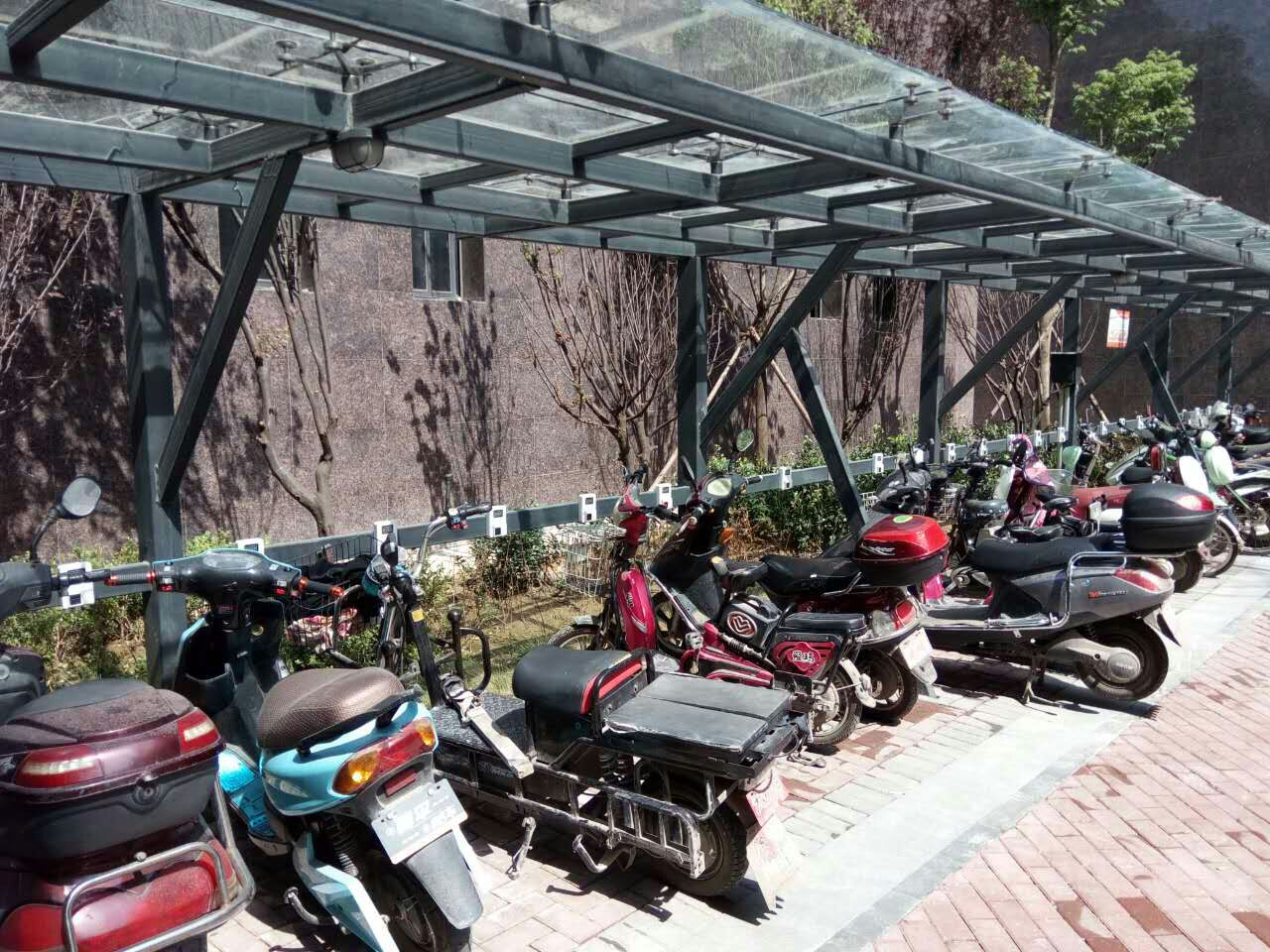 鄭州電動車刷卡充電插座，買刷卡充電插座到鄭州晶宏科技