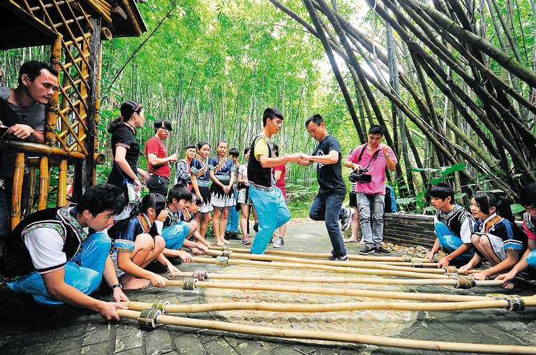 海南三亞旅游 6天5晚跟團游 ?？谒{色魅力6天往返海南游 海南經典旅游線路
