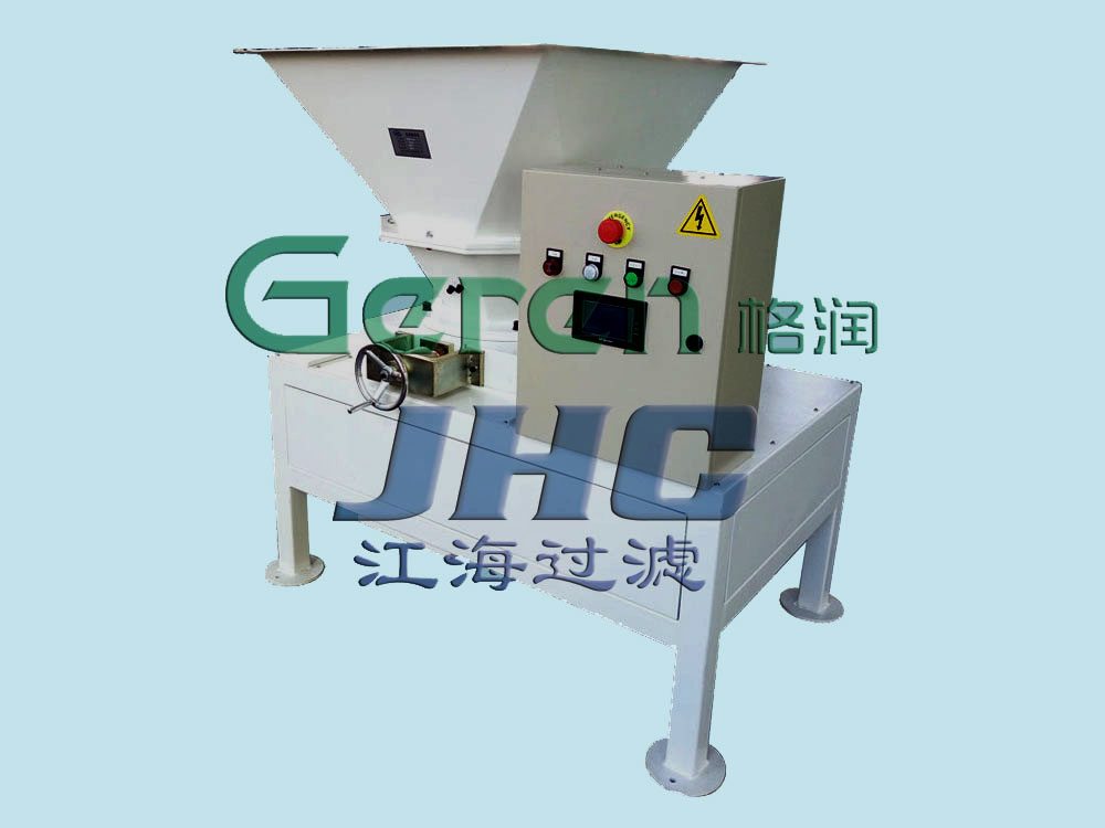 煙臺(tái)格潤廠家直銷新款金屬屑銅屑鋁屑鐵屑立式粉碎機(jī)立式粉碎設(shè)備 煙臺(tái)格潤新款金屬屑銅屑立式粉碎機(jī)