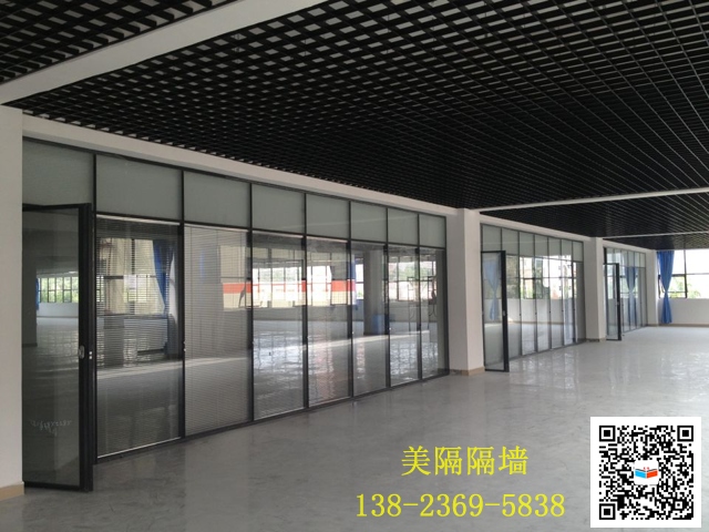 深圳雙玻百葉玻璃隔斷